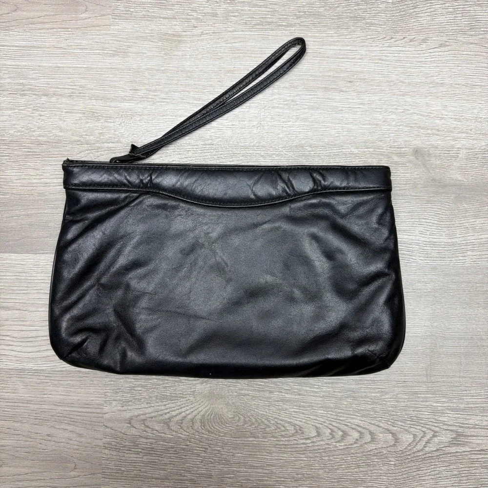 Vintage Etienne Aigner Black Leather Purse Handbag Bag Woman's Clutch Very Nice